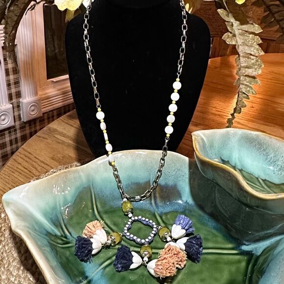 XL Handcrafted Tassel Necklace Multi Color - Picture 1 of 4